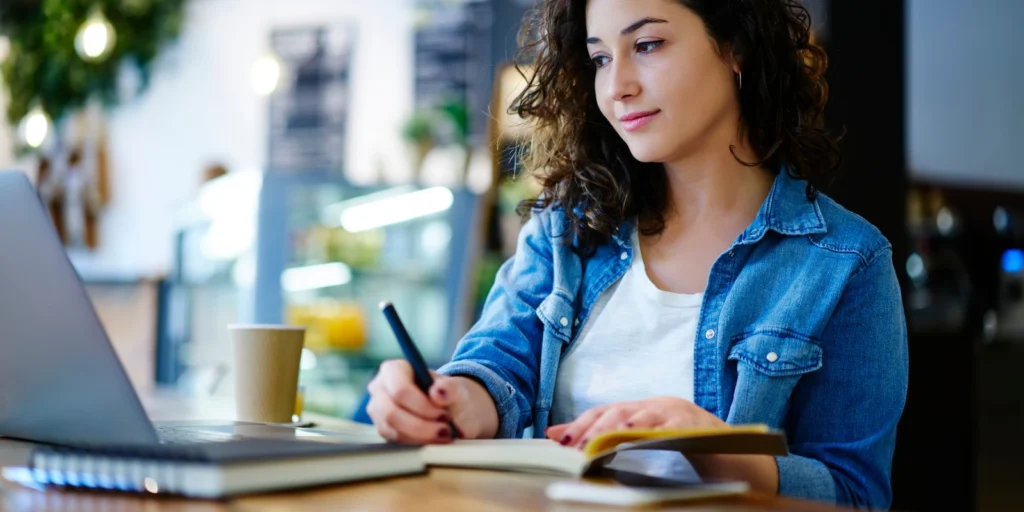 Tips Copywriting Ampuh untuk Meningkatkan Konversi